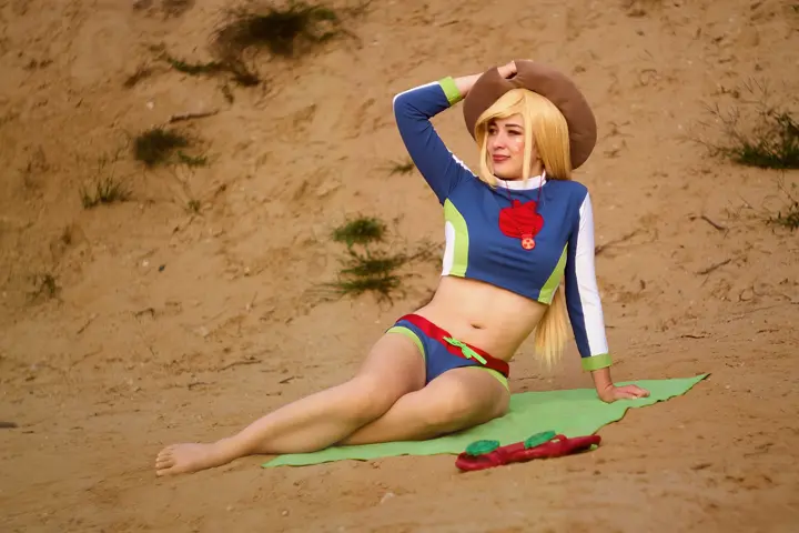 Swimsuit Applejack